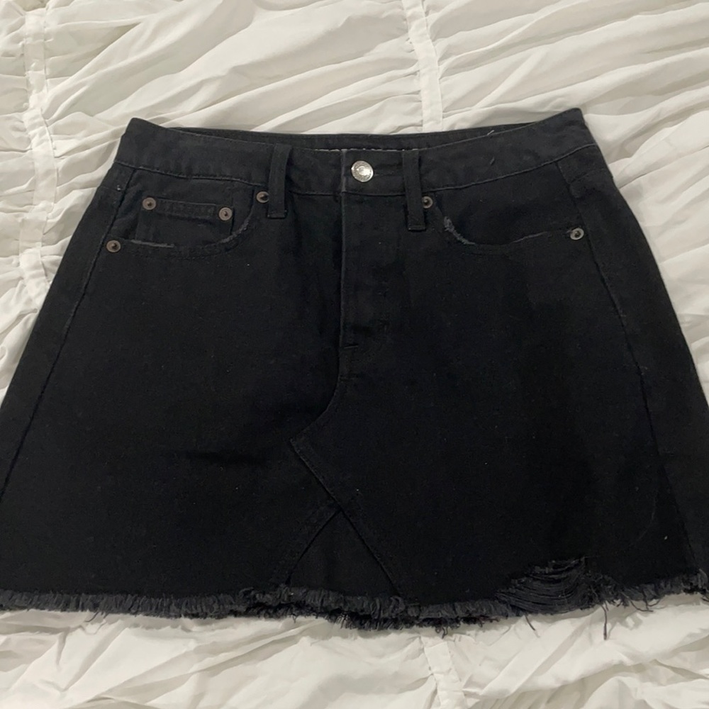 NWOT American Eagle Black Denim Skirt